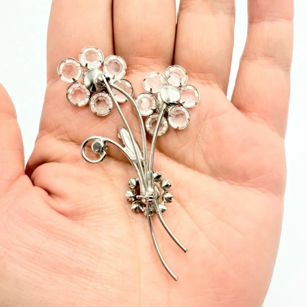 Vintage Silver Tone Bezel Set Faceted Crystal Flower Bouquet Brooch